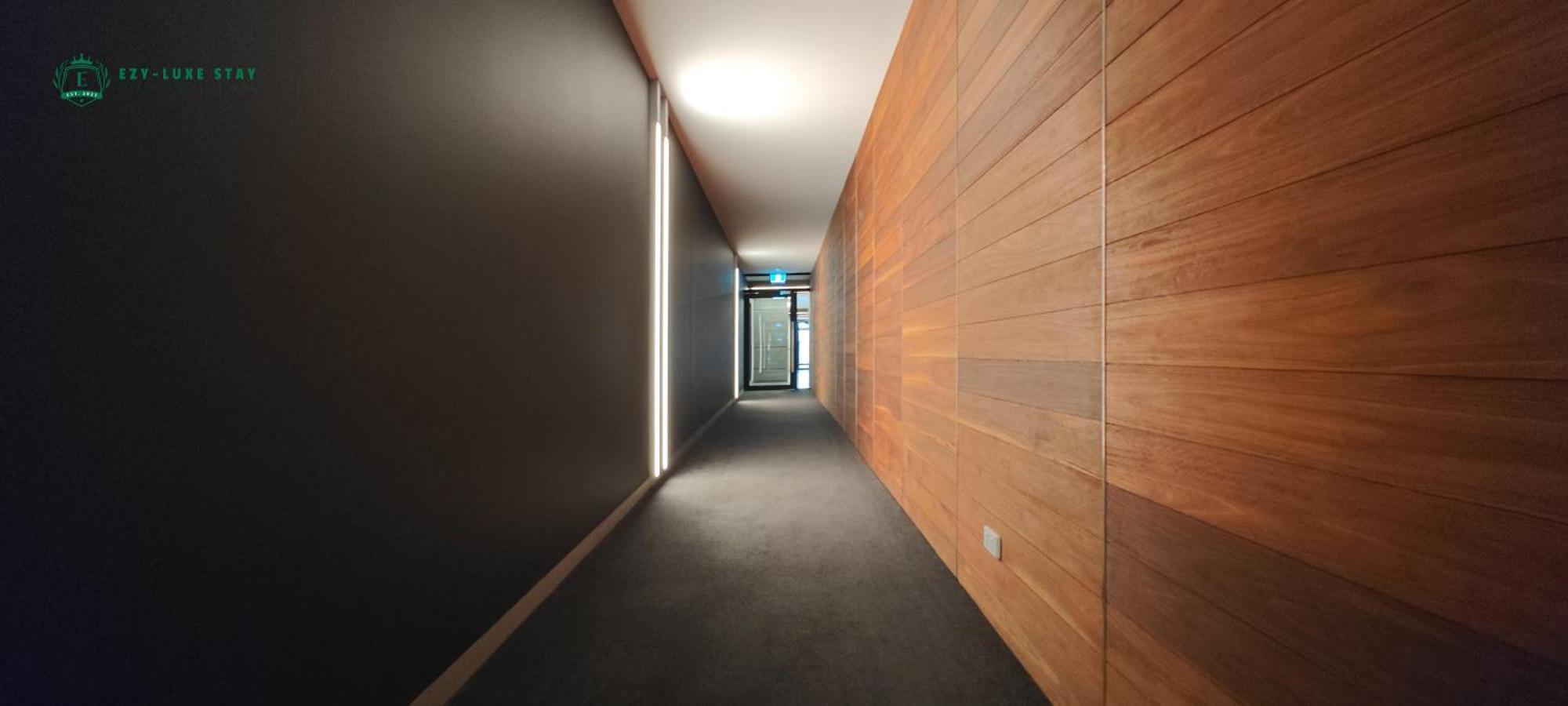 Apartment Heart Of Mel East Afl Season Start Melbourne