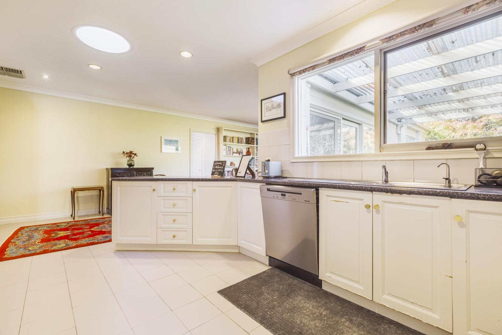 Family Friendly Art Deco Garden Patio Wifi Wfh * Melbourne
