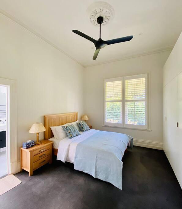 Camberwell's Lyrical Vintage Abode