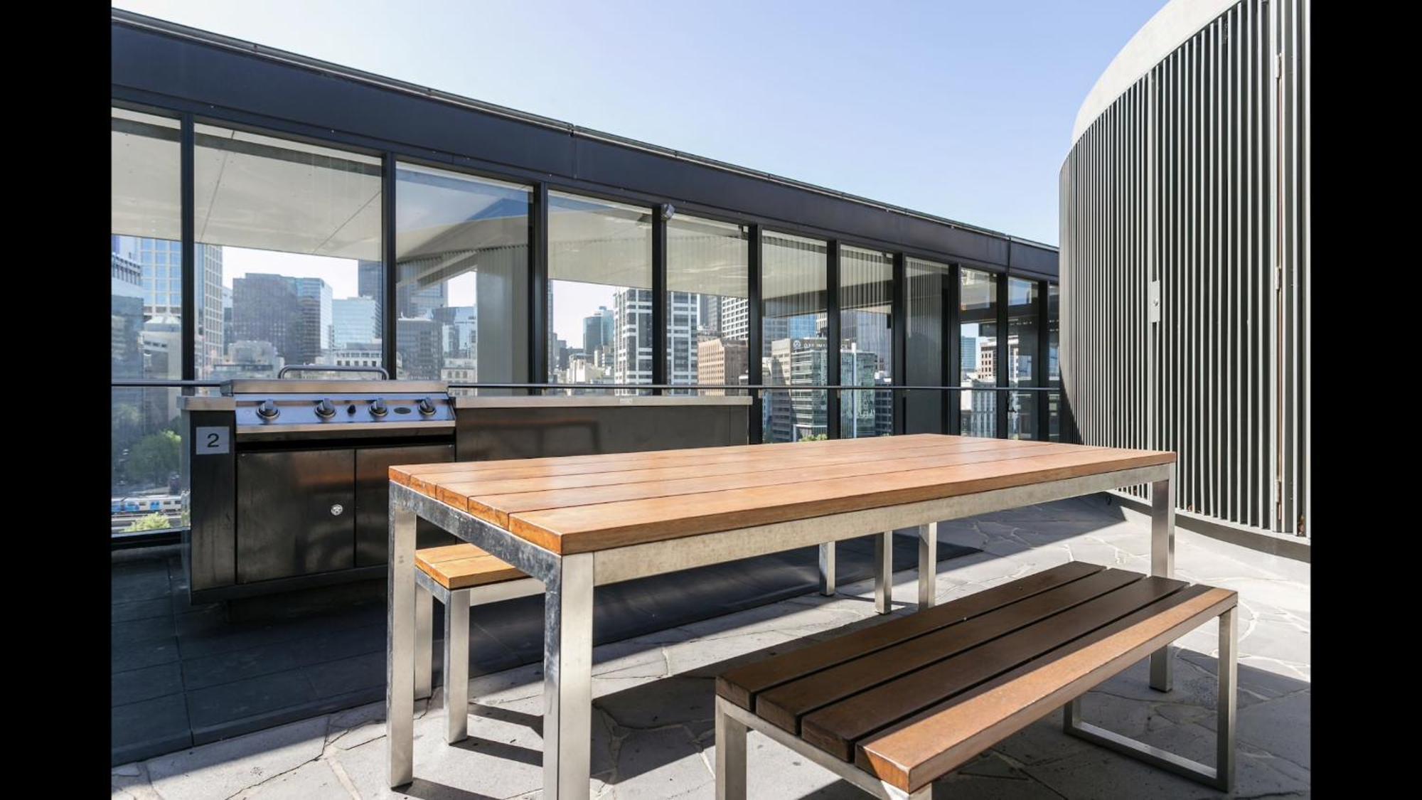 Fantastic Freshwater Apartment Melbourne