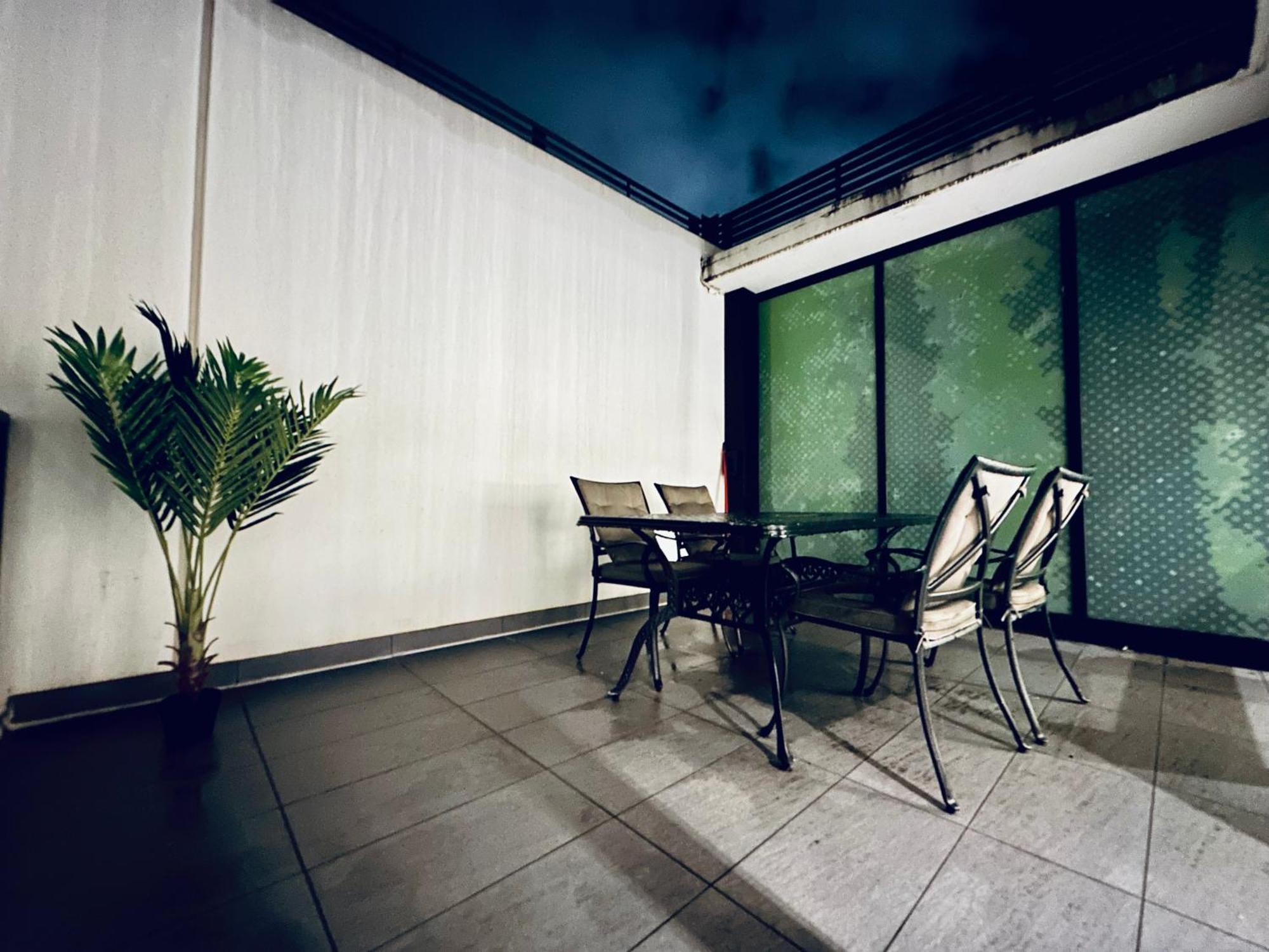 Apartment Shamrock Street Bright 2br Apartmenfree Parking Melbourne