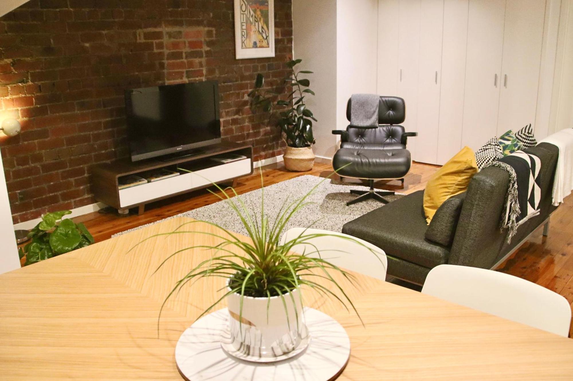 St Kilda - Have It All! Lake, Bay, City, Stadiums,museums,music,culture! Apartment