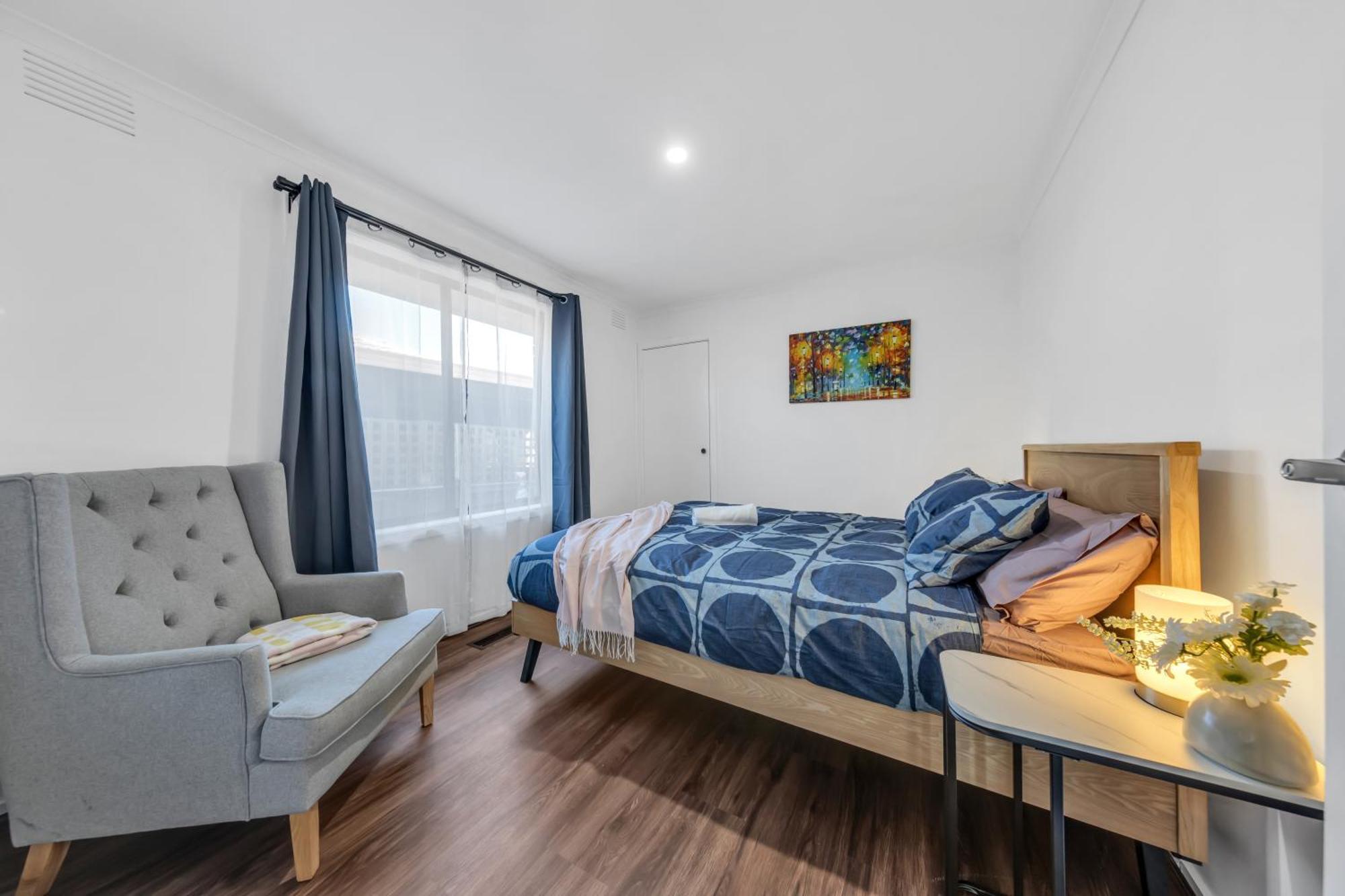 Villa Airport Pet Friendly *
