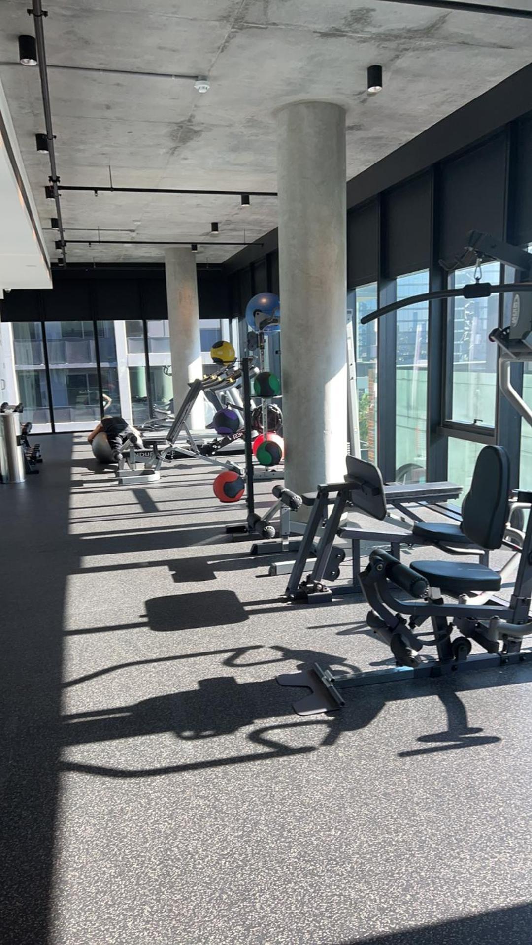 Apartment Luxury Docklands Loft 2b1b River View & Free Parking
