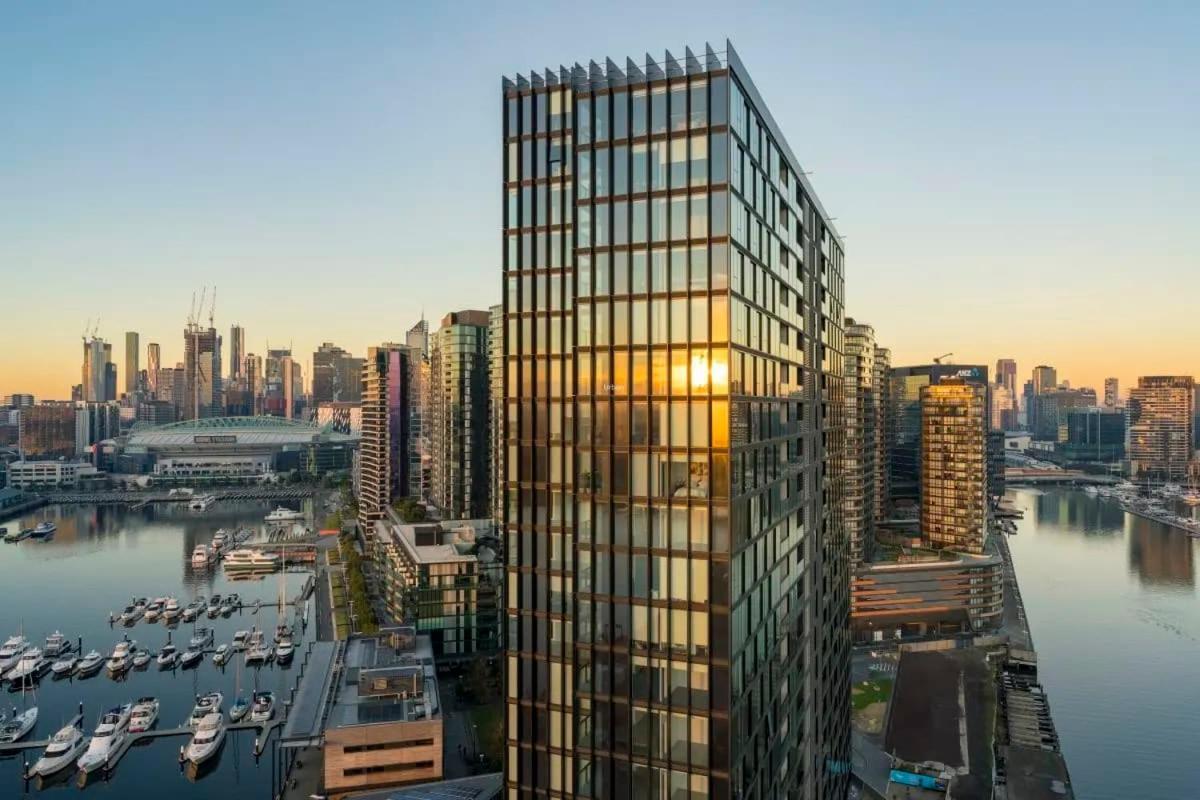 Apartment Brilliant Collins Wharf Waterfront