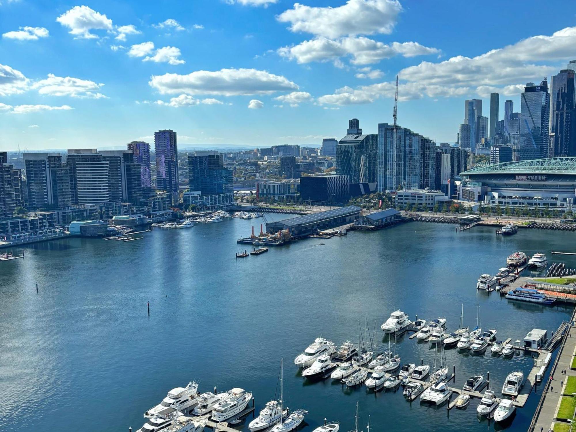 Apartment Brilliant Collins Wharf Waterfront
