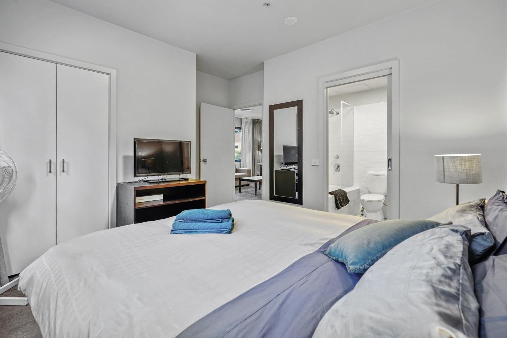 Apartment Holiday In The Heart Of Cbd Melbourne