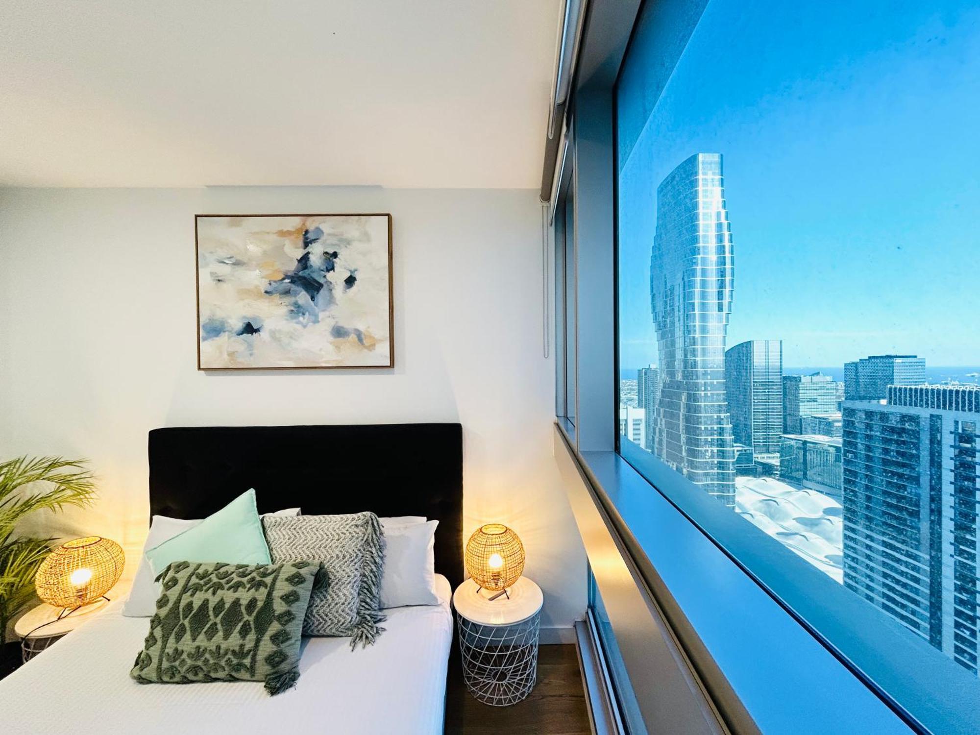 The Escape In Southern Cross Station Apartment