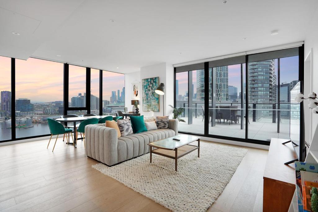 Waterfront 3bed2b2c With 50 Sqm Expansive Balcony
