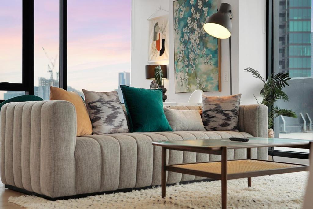 Waterfront 3bed2b2c With 50 Sqm Expansive Balcony * Melbourne