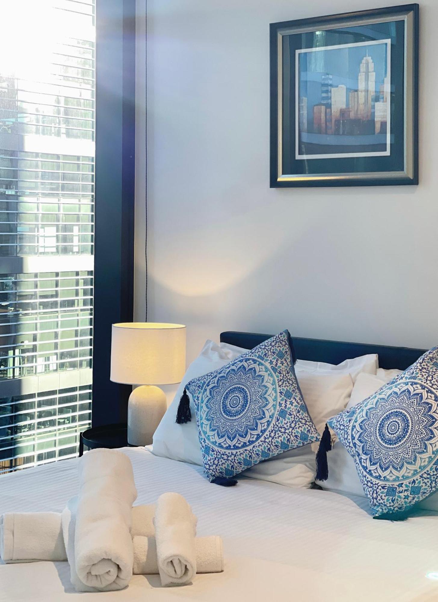 Apartment Collins House 2b By Goodlive Melbourne