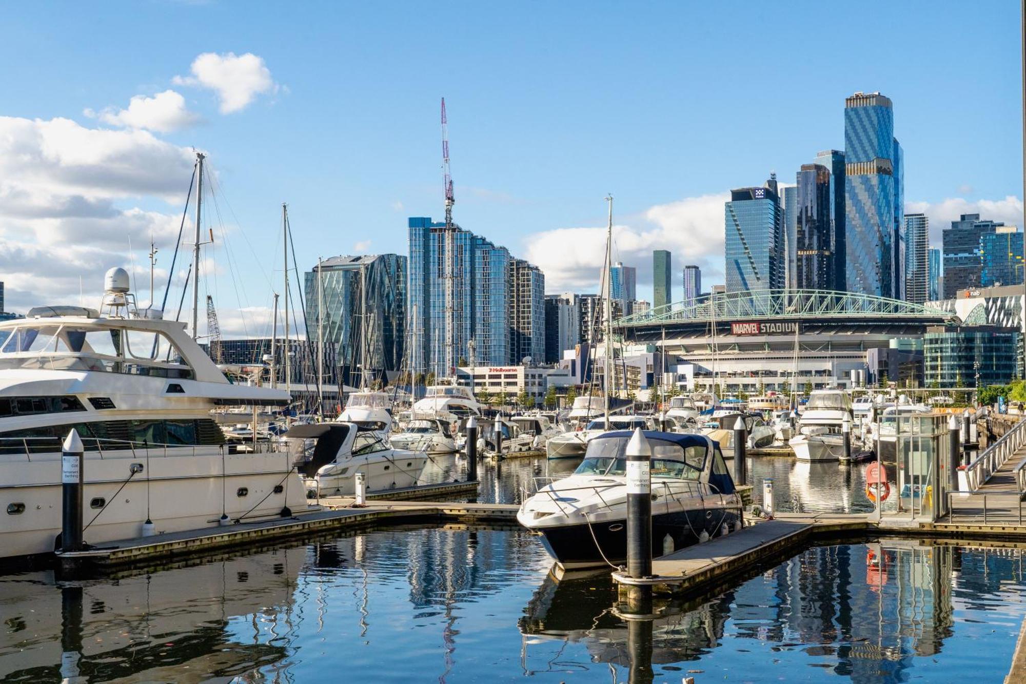 Apartment Brilliant Collins Wharf Waterfront