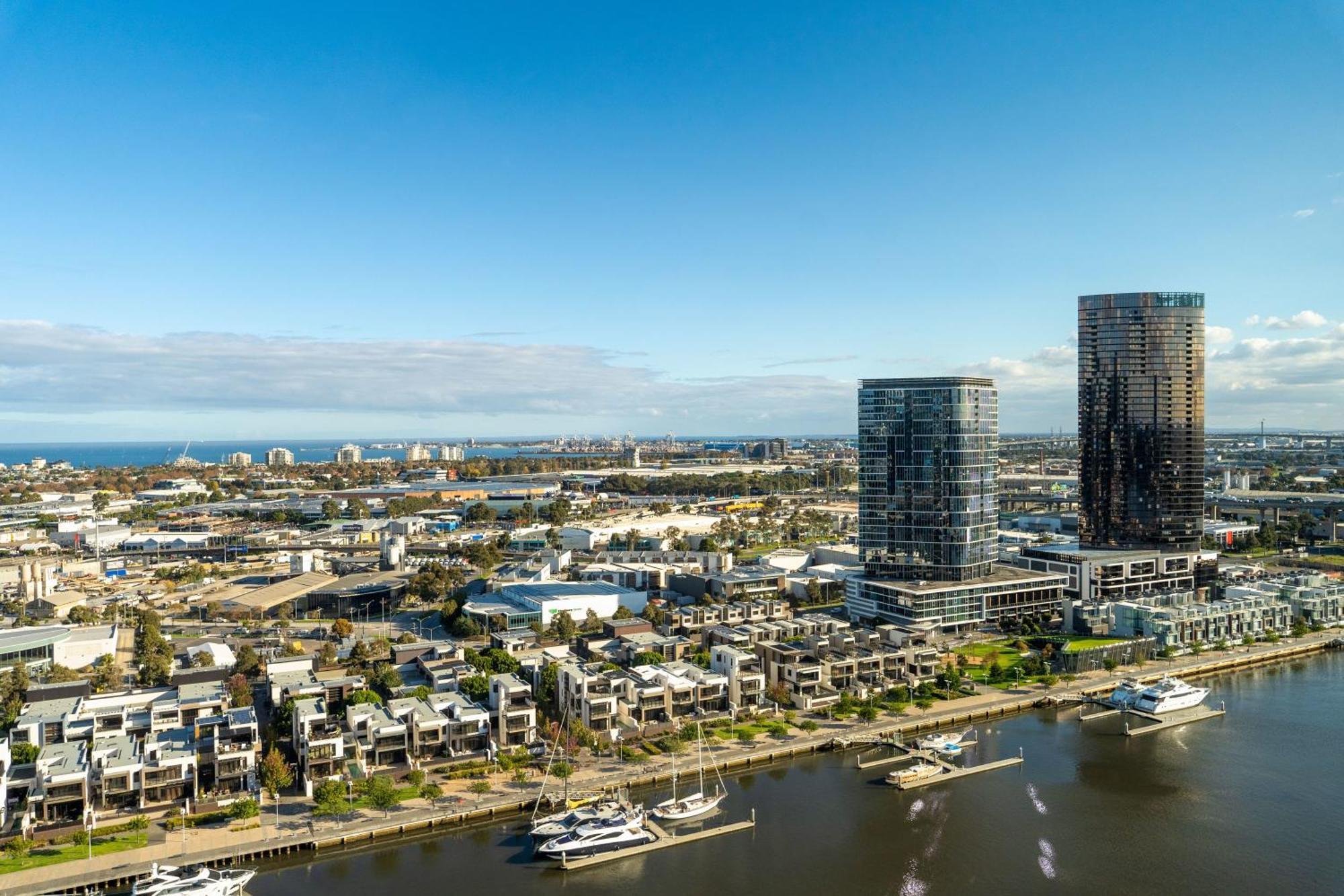Apartment Brilliant Collins Wharf Waterfront