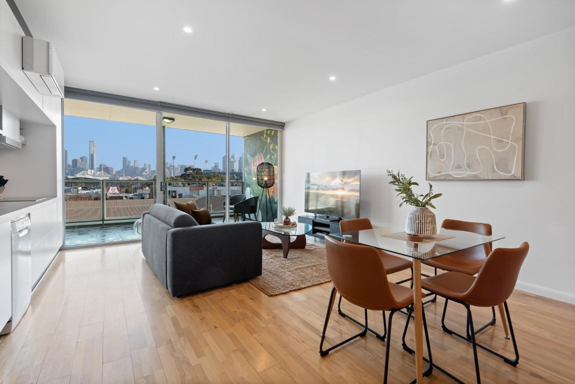 Apartment Modern 1-bed Skyline Views & Close To Shops Melbourne