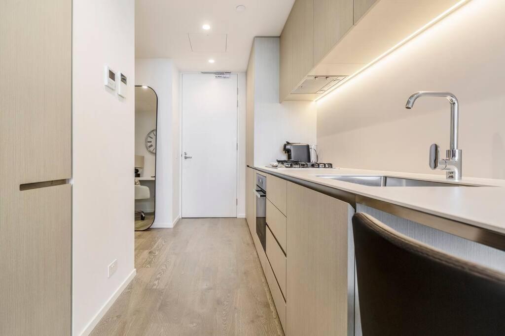 Apartment Australia 108 Skyhigh Luxury With Sweeping Views
