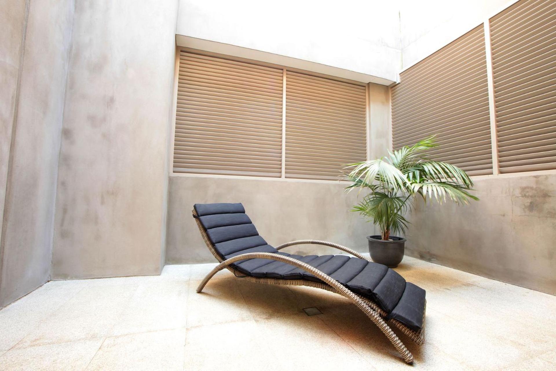 Boutique - The Apartment *
