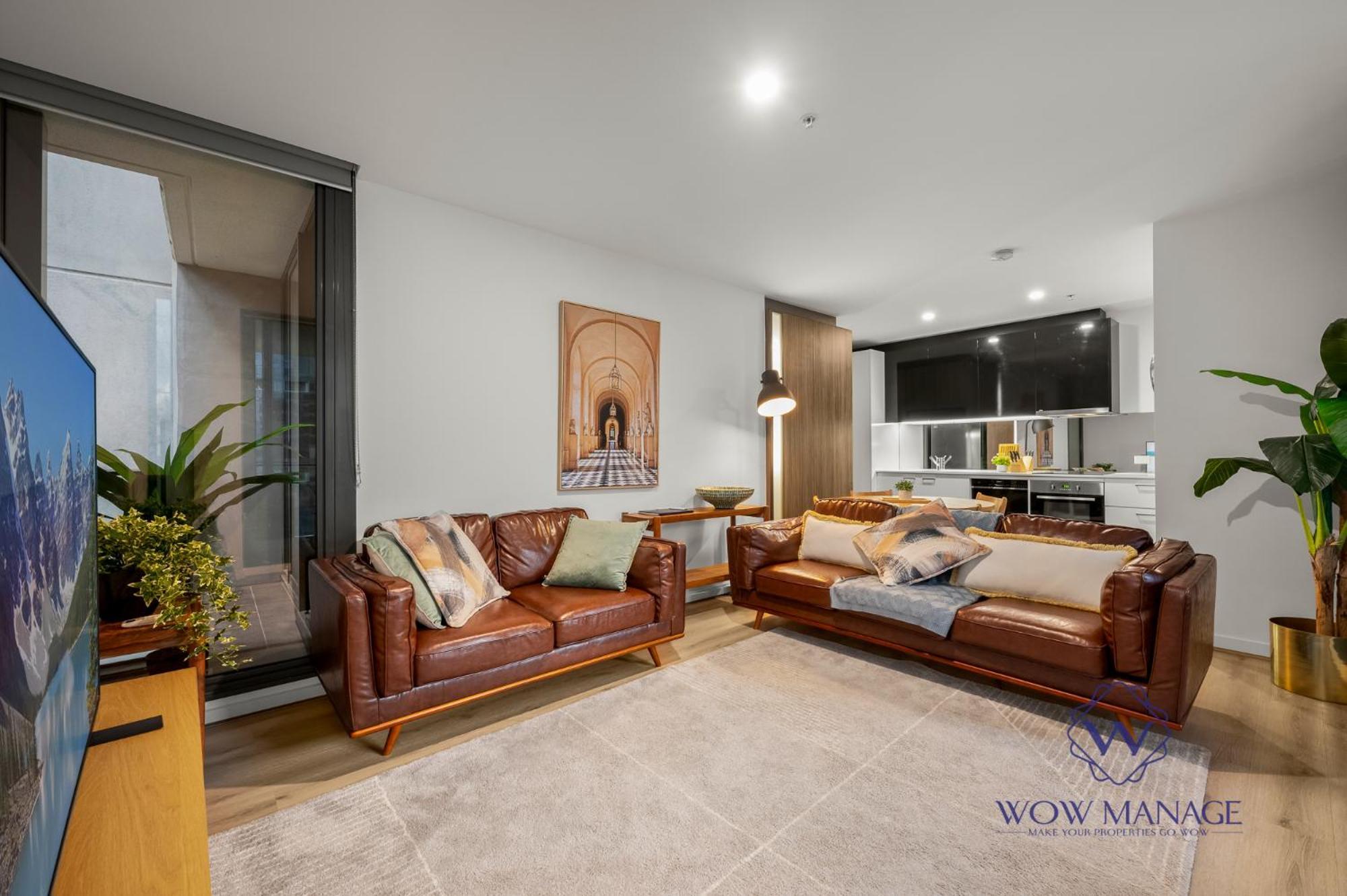 Wow On Spencer Apartment