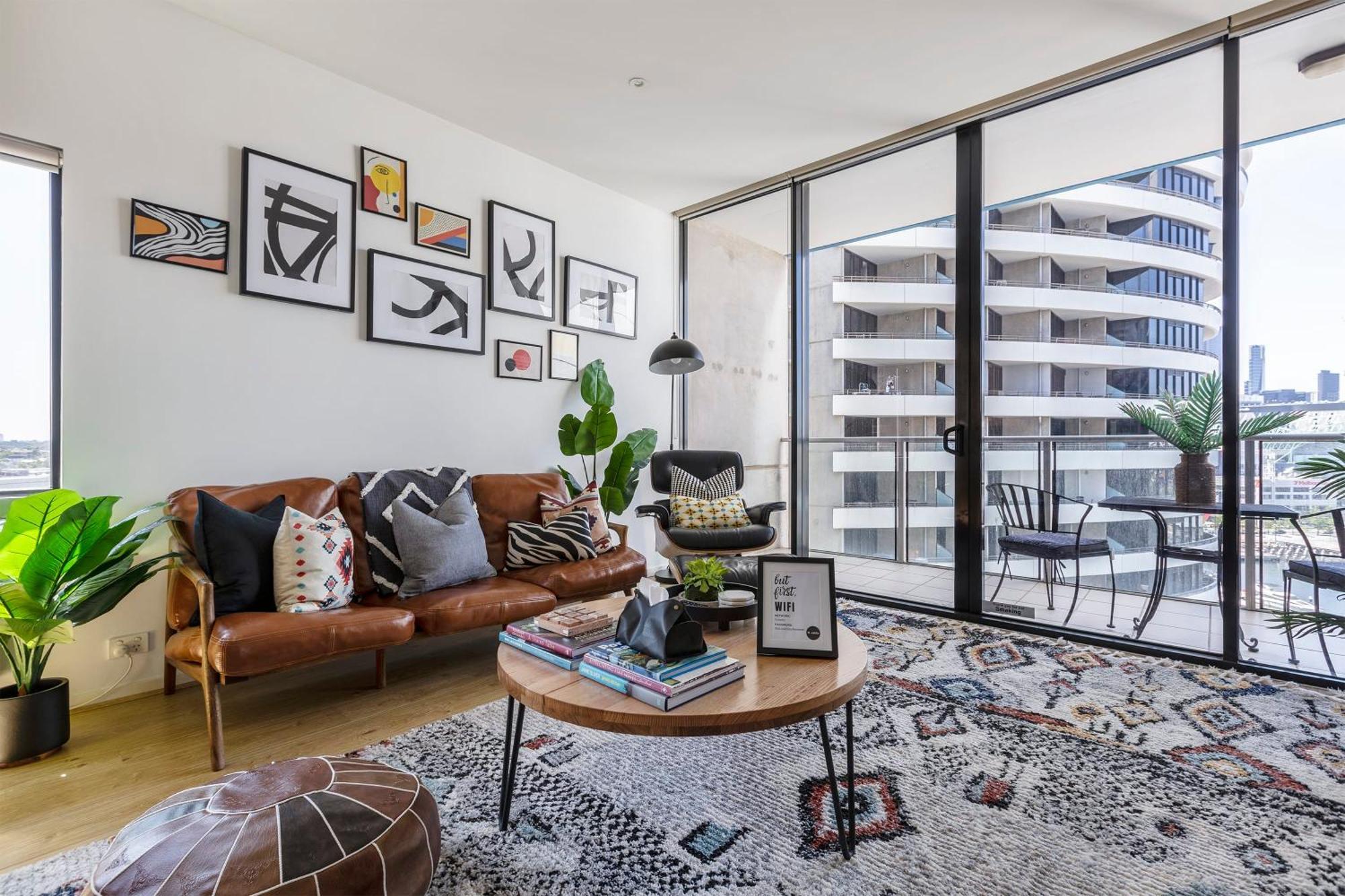 Vaquay Scandi Boho In Docklands * Melbourne