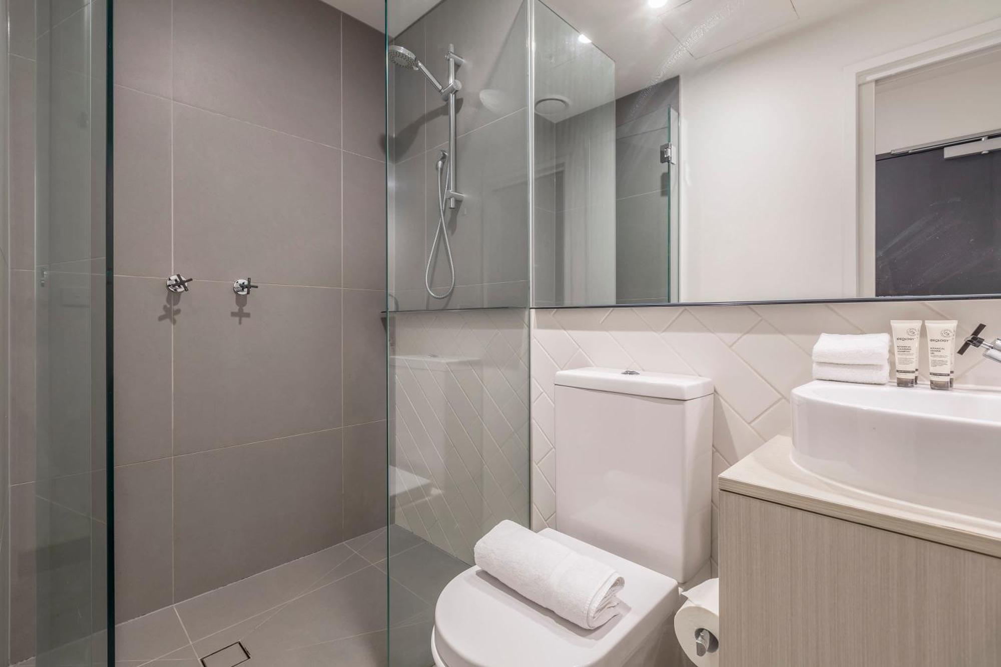 Vaquay Embassy In Abbotsford Holiday home