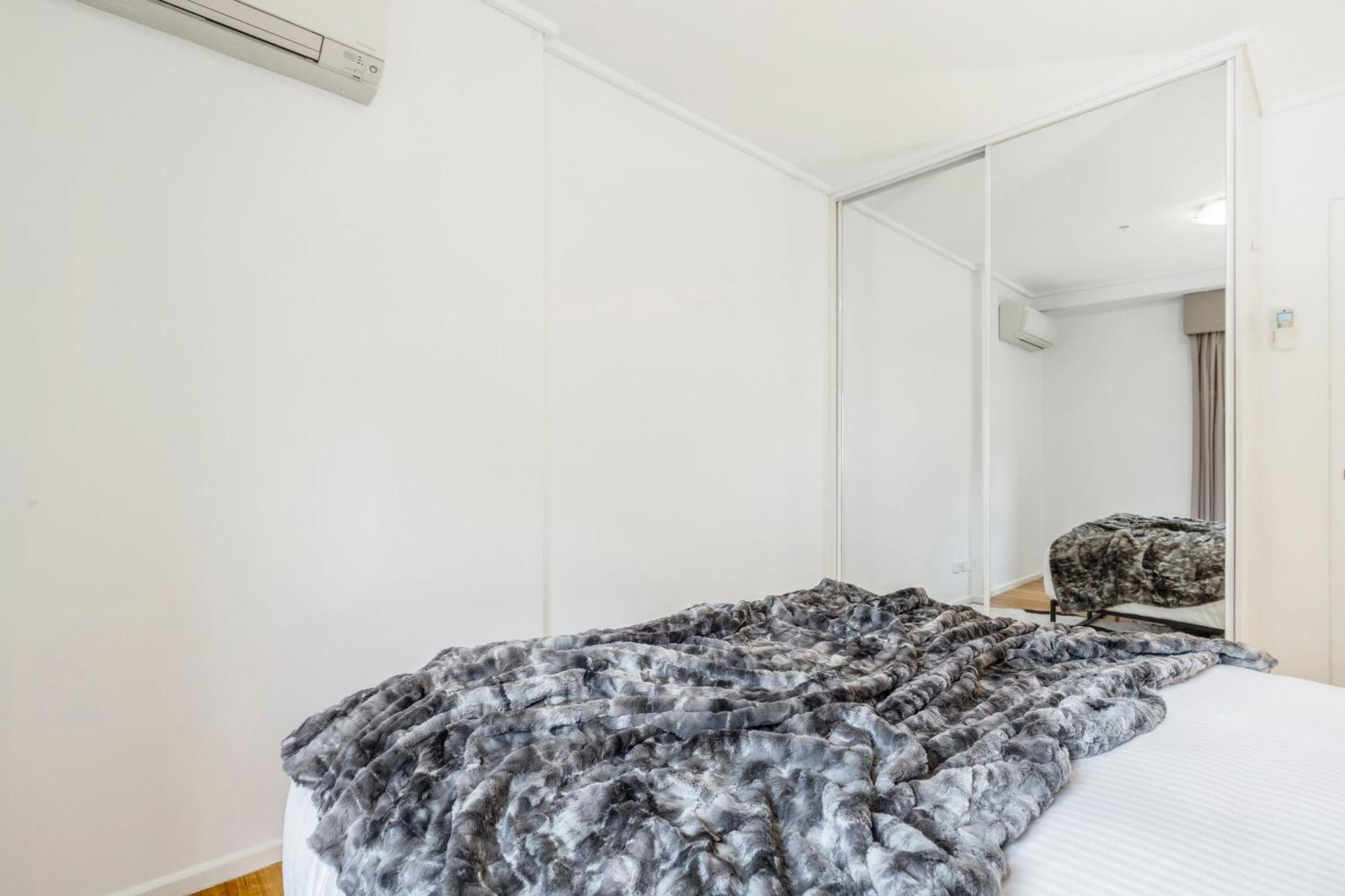 Vaquay Entourage In Cbd Holiday home Melbourne