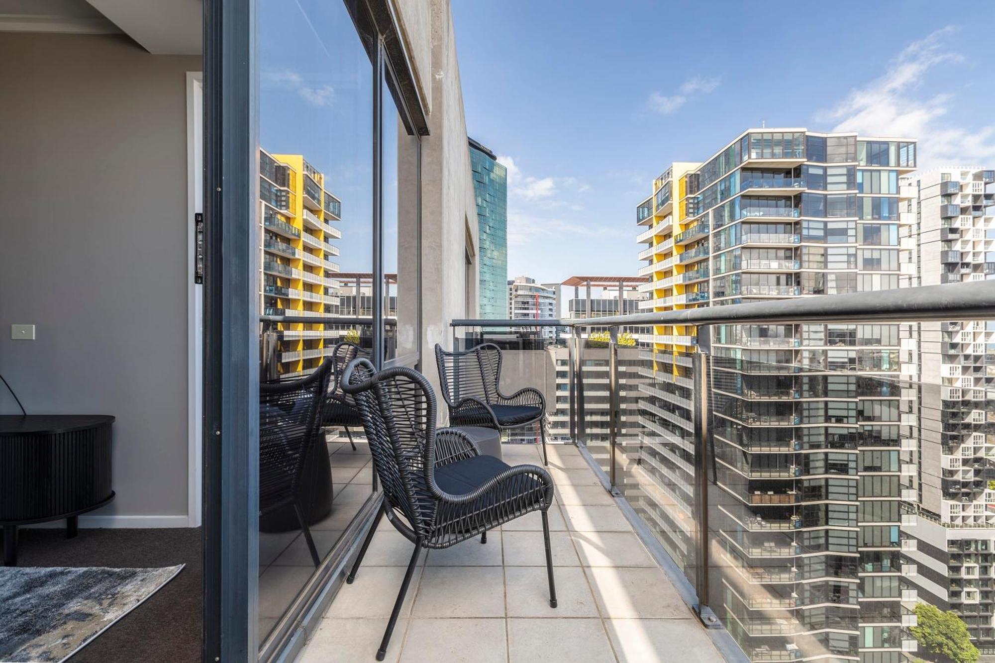Vaquay Enigma In Southbank * Melbourne