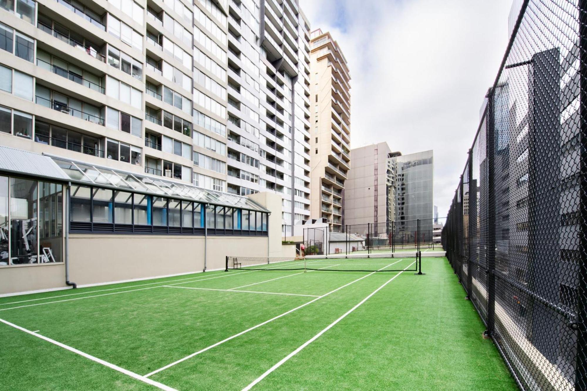 Apartment Cosy Gem; Tennis Court & Parking On St Kilda Rd Melbourne