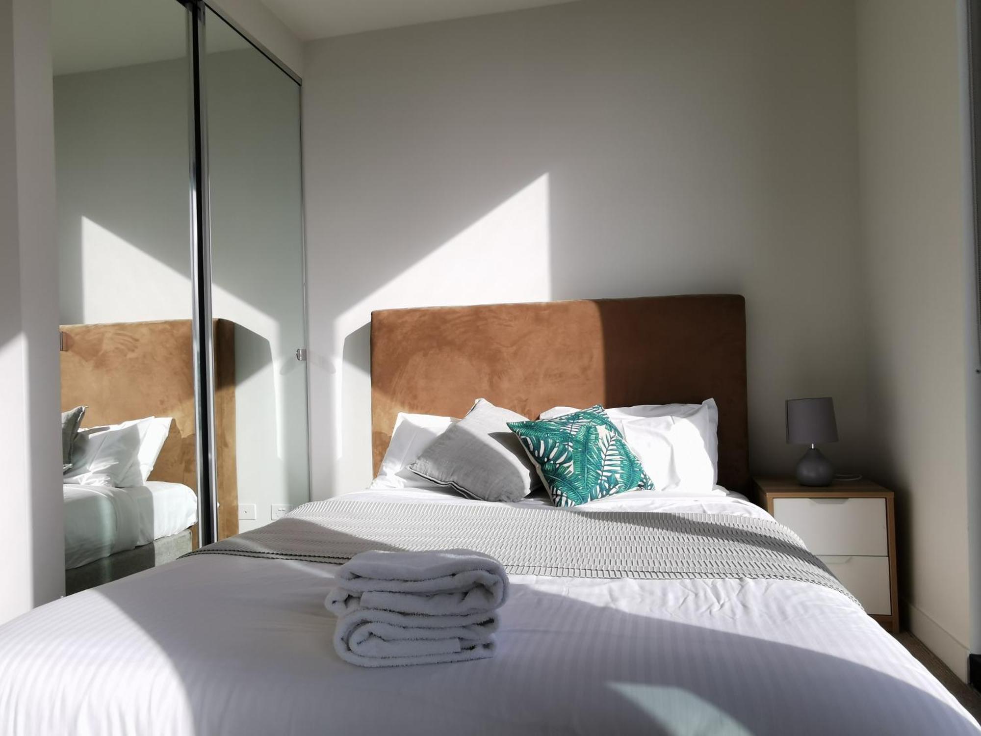 Apartment Eq Tower Modern Cbd