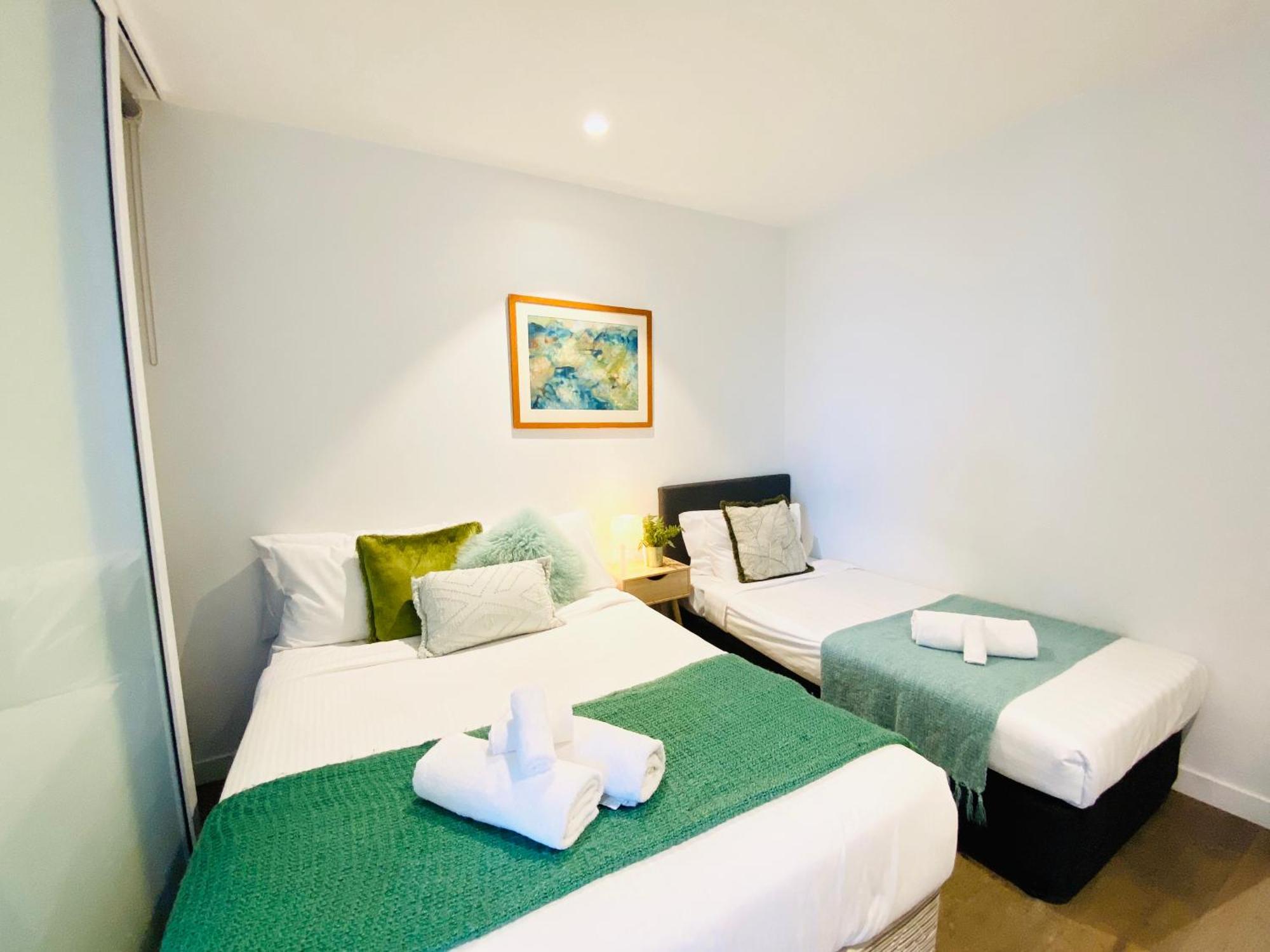 The Escape In Southern Cross Station Apartment *