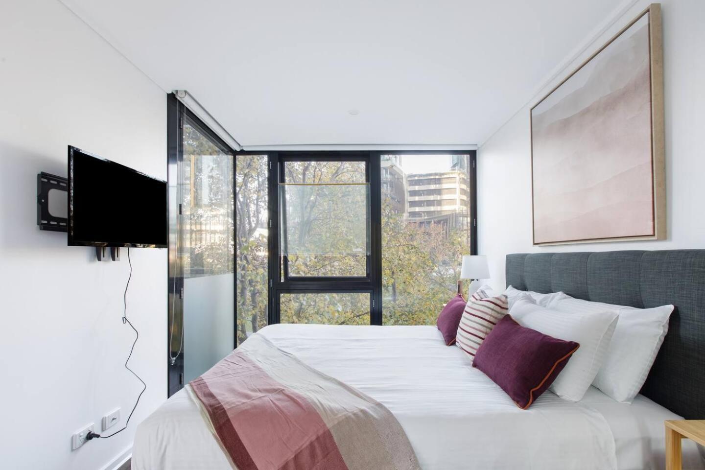 Kavanagh Breeze - Effortless Southbank Lifestyle