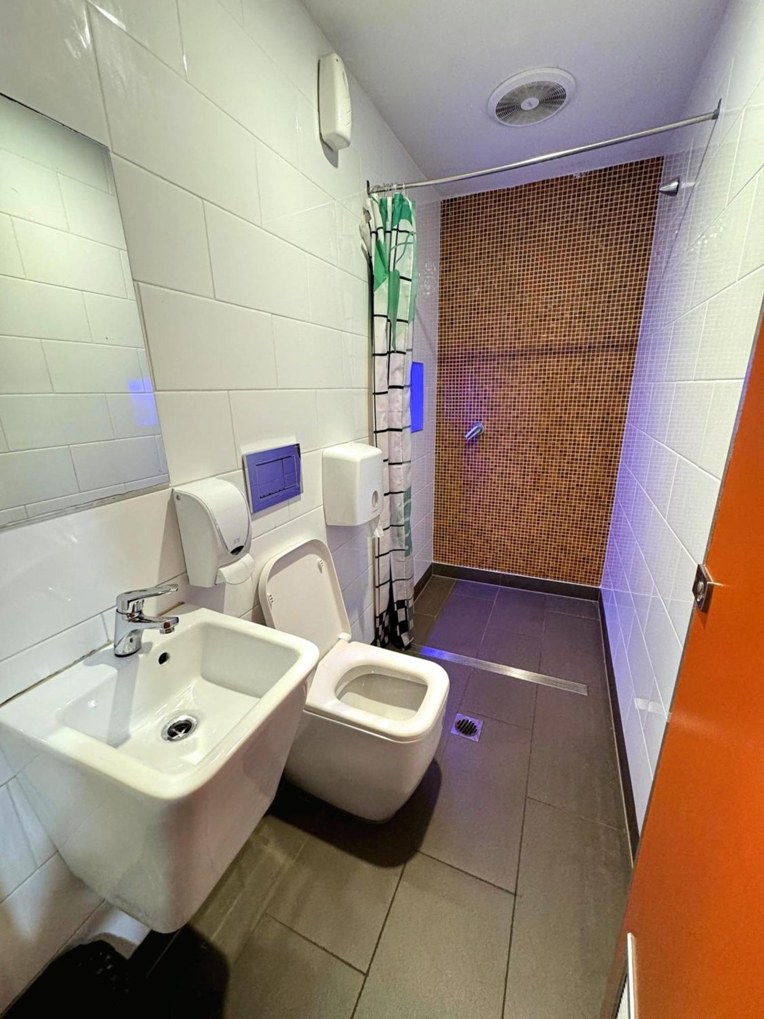 Europa Hostel Melbourne