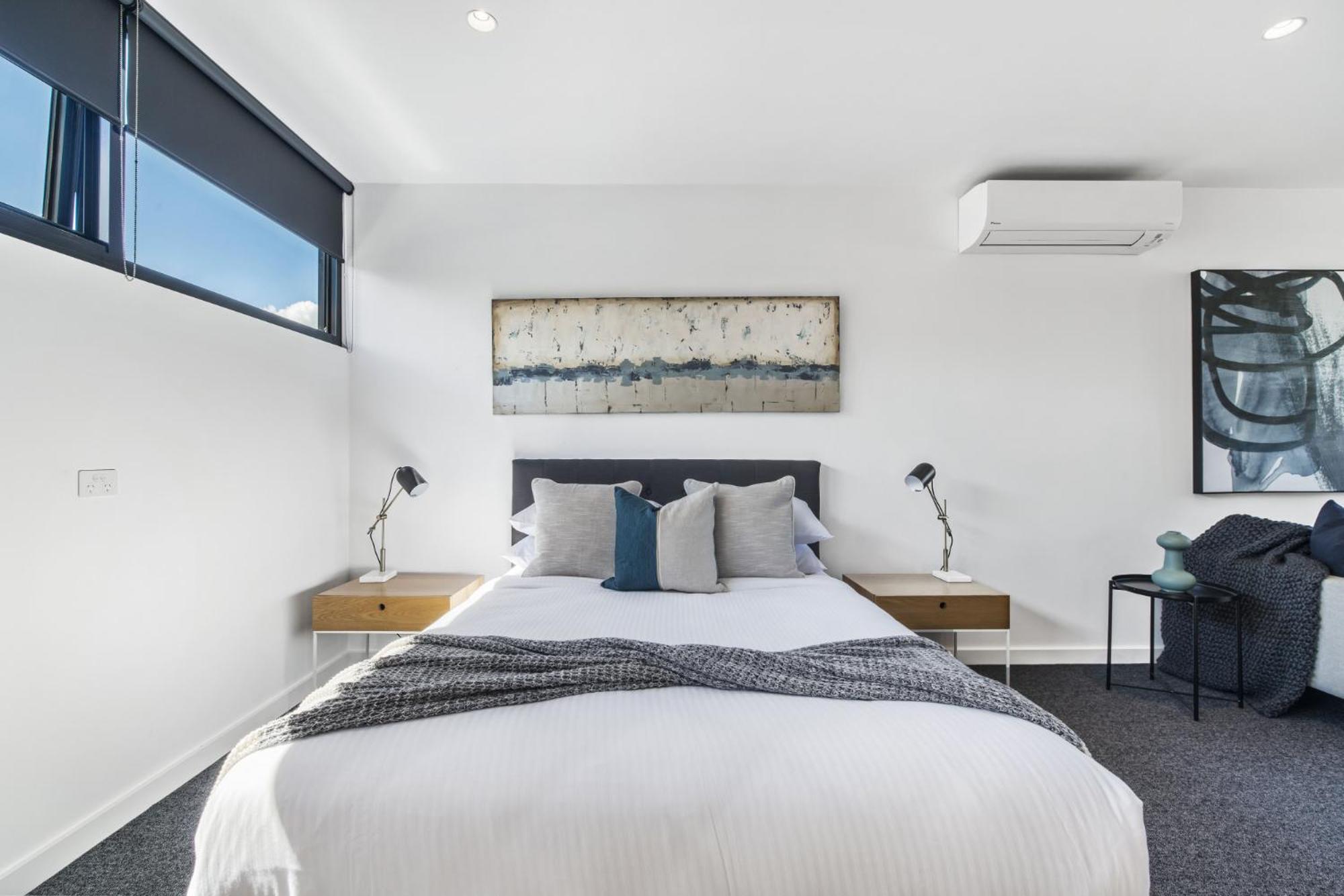 Apartment Stylish With Great Amenities Near Beachside Melbourne