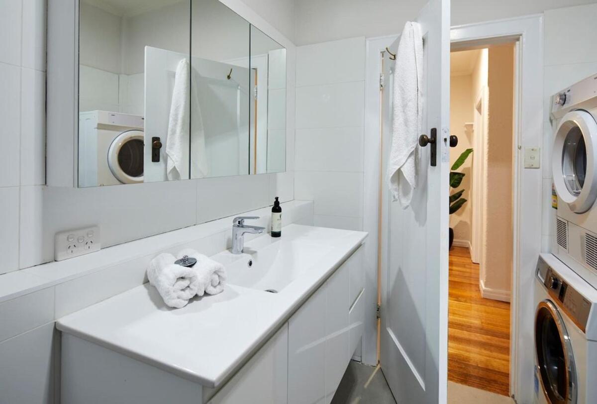 1 Bedroom Art Deco With Study *
