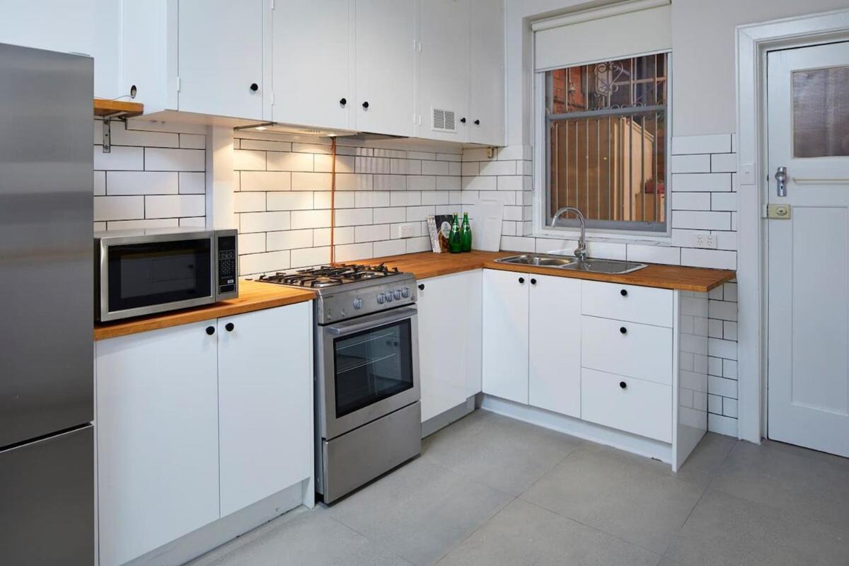 1 Bedroom Art Deco With Study *