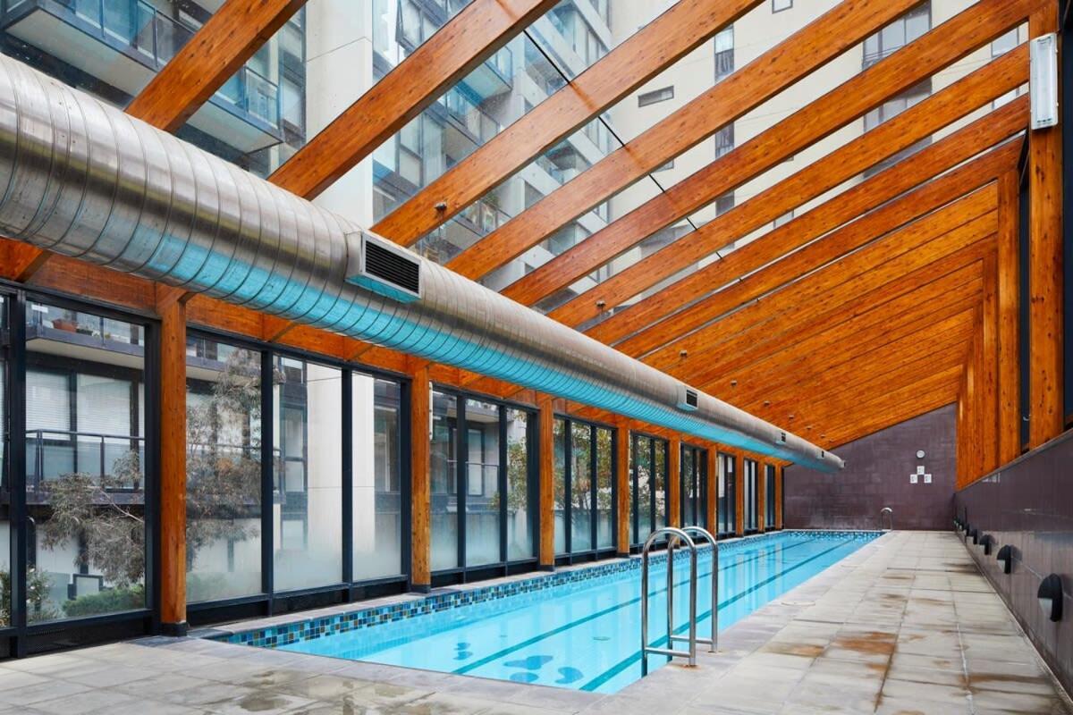 2 Bdrm 2 Bthrm With Parking In Cbd