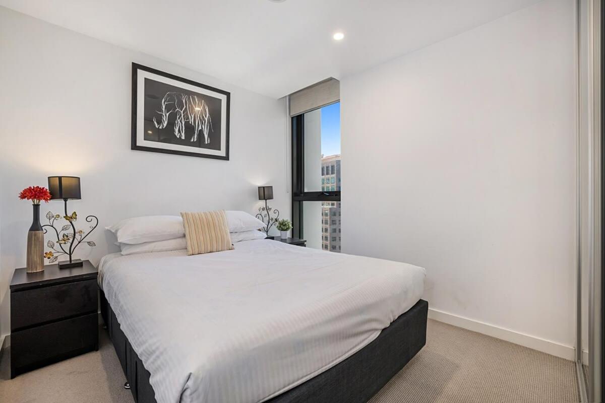 Apartment 2-bed Unit With Balcony Near Southbank Restaurants Melbourne