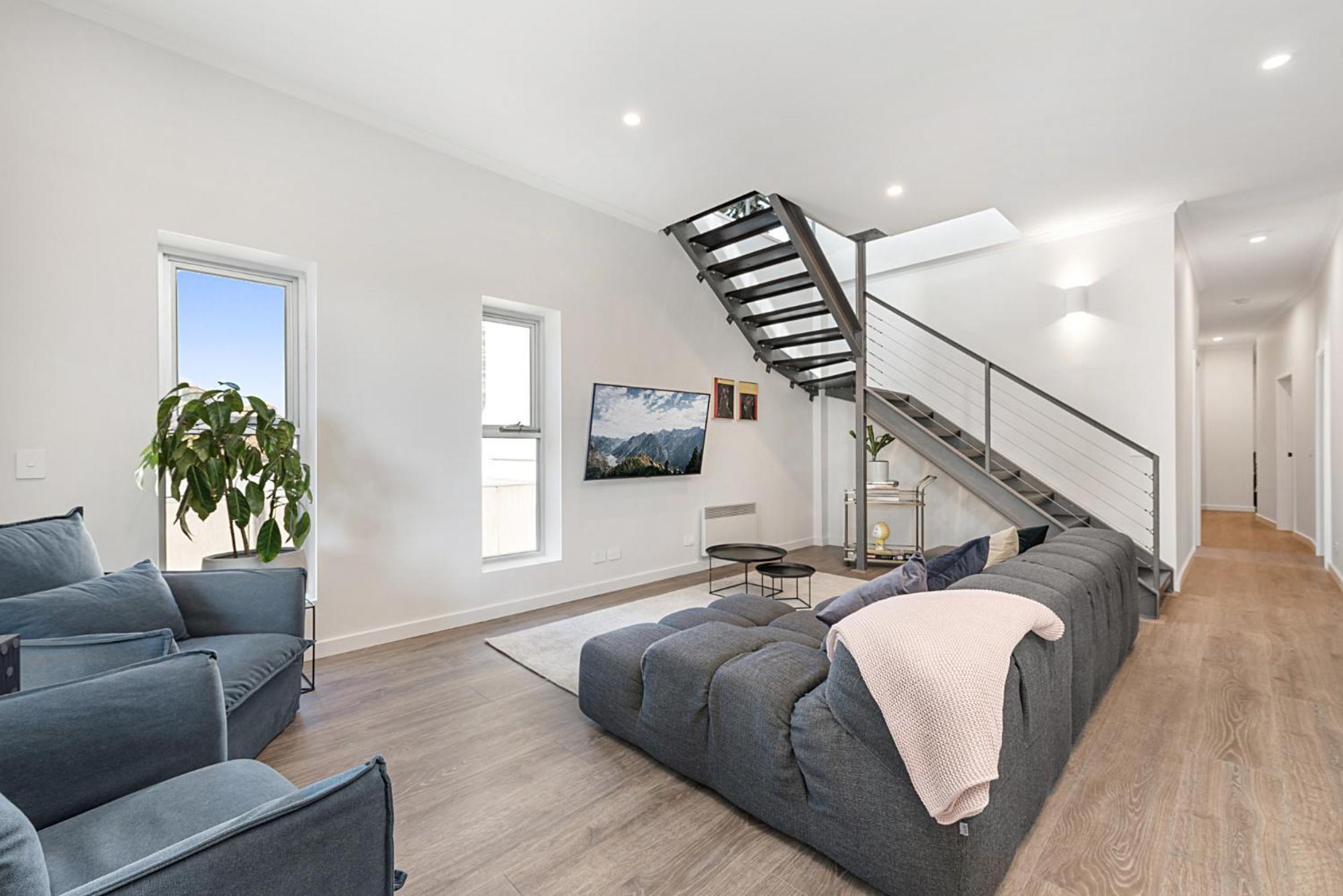 Incredible Balcony Duplex In The Heart Of Fitzroy Melbourne