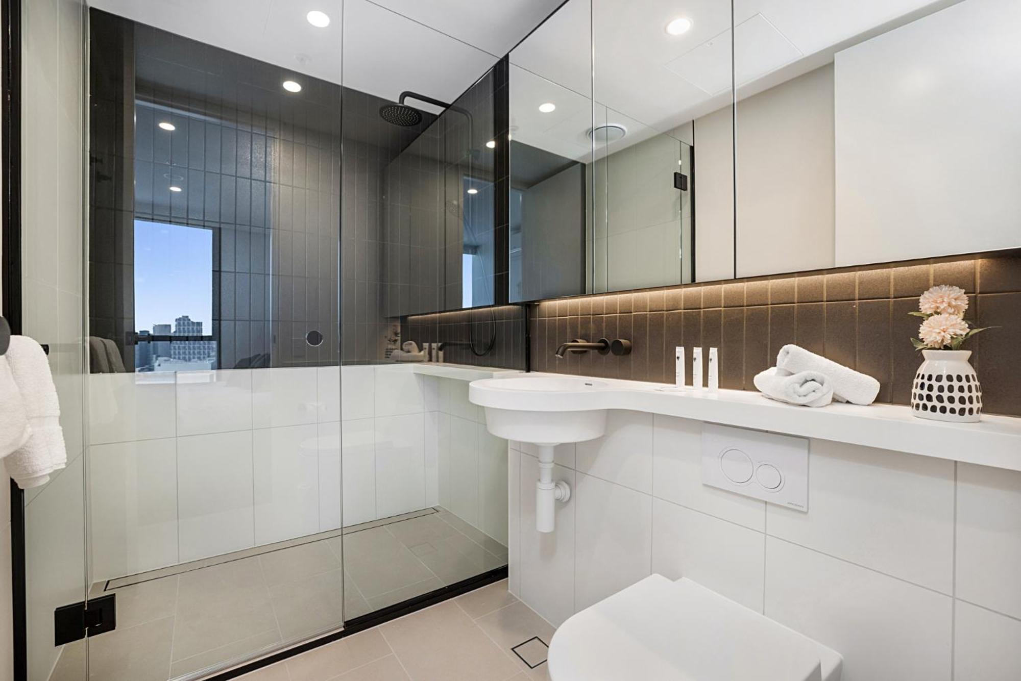 Impeccably Styled 2-bedroom Cbd Apartment