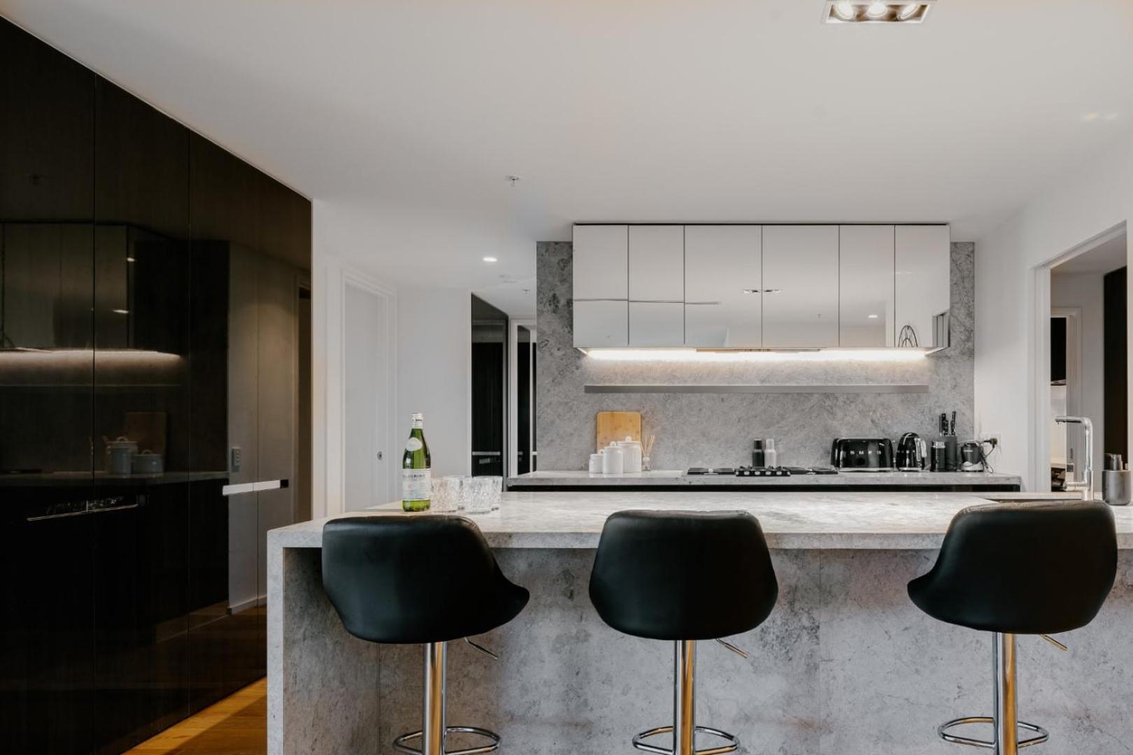 Apartment Luxury 4 Bed - Pool And Parking