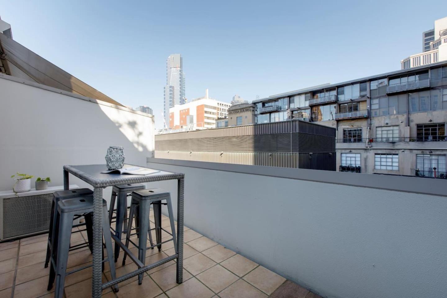 Flinders Find - A Spacious Haven For Couples Apartment Melbourne