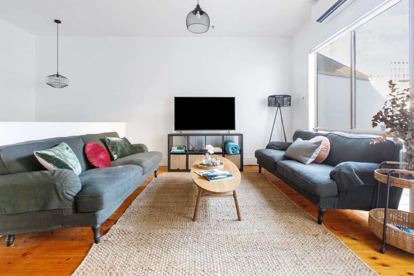 Flinders Find - A Spacious Haven For Couples Apartment