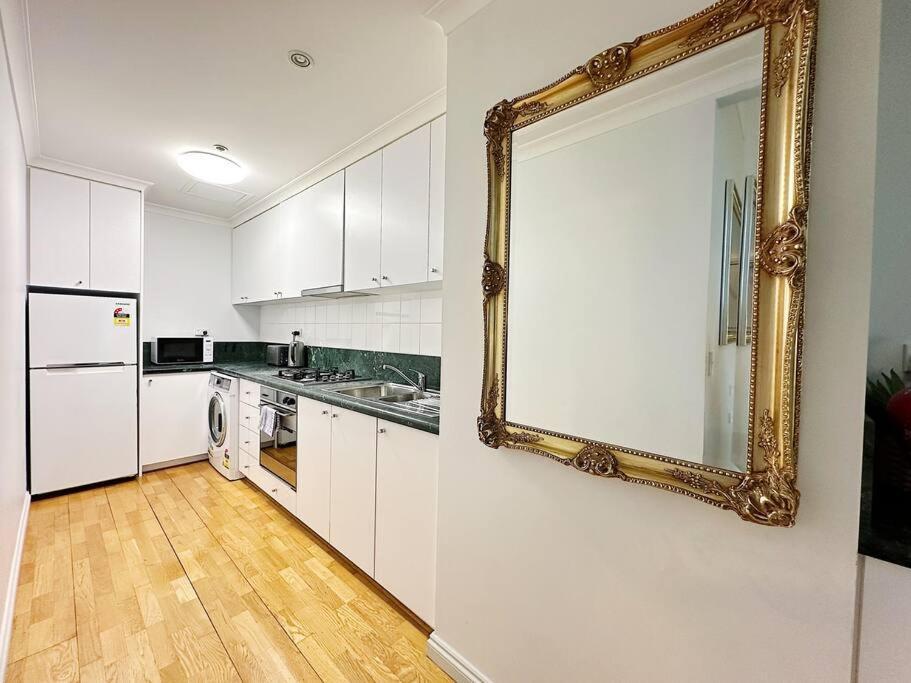 Aspire Cbd One Bedroom With Indoor Pool & Parking Available