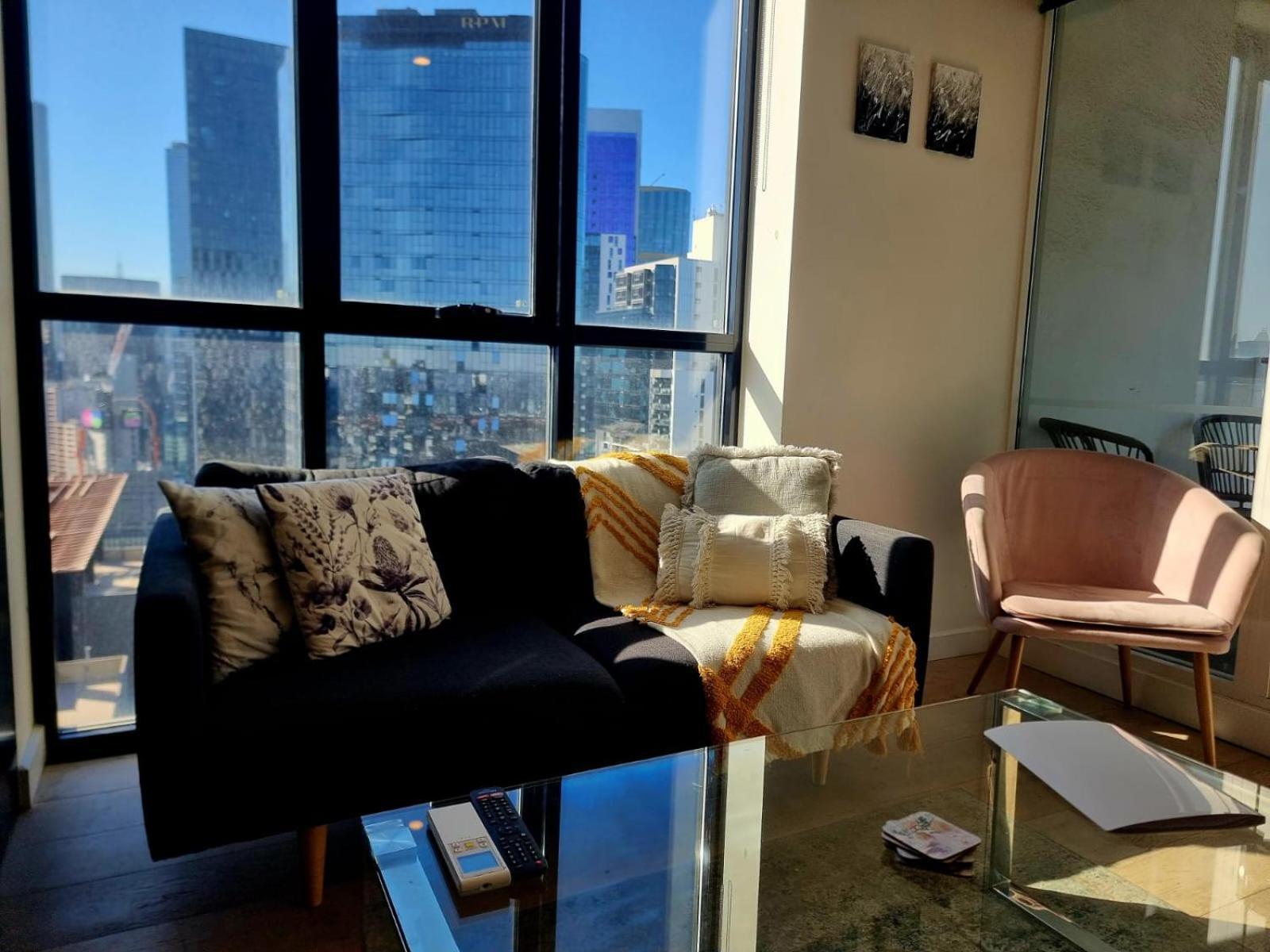 High Rise Unit In Front Of Crown With Free Parking Apartment *