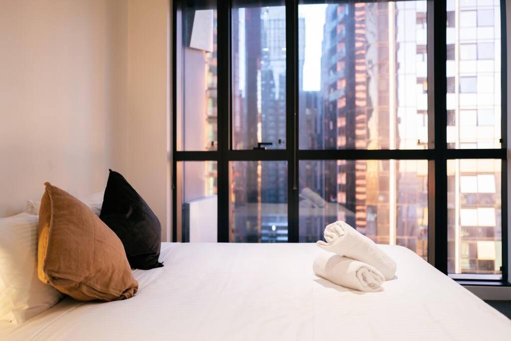 Stylish In Cbd - Pool, & Sauna