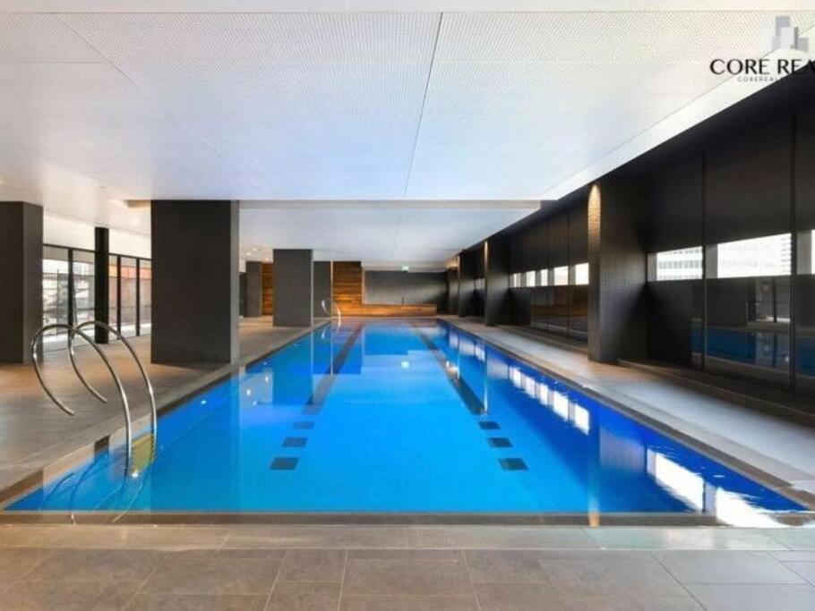 Stylish In Cbd - Pool, & Sauna