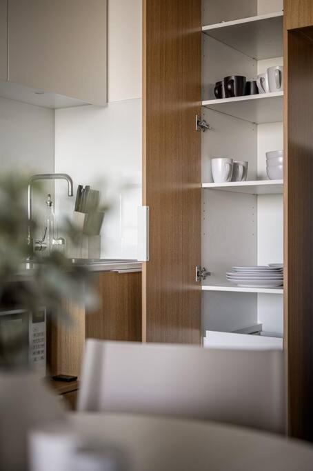 Apartment Inner Comforts Bay Views 1b1b1c 2-beds