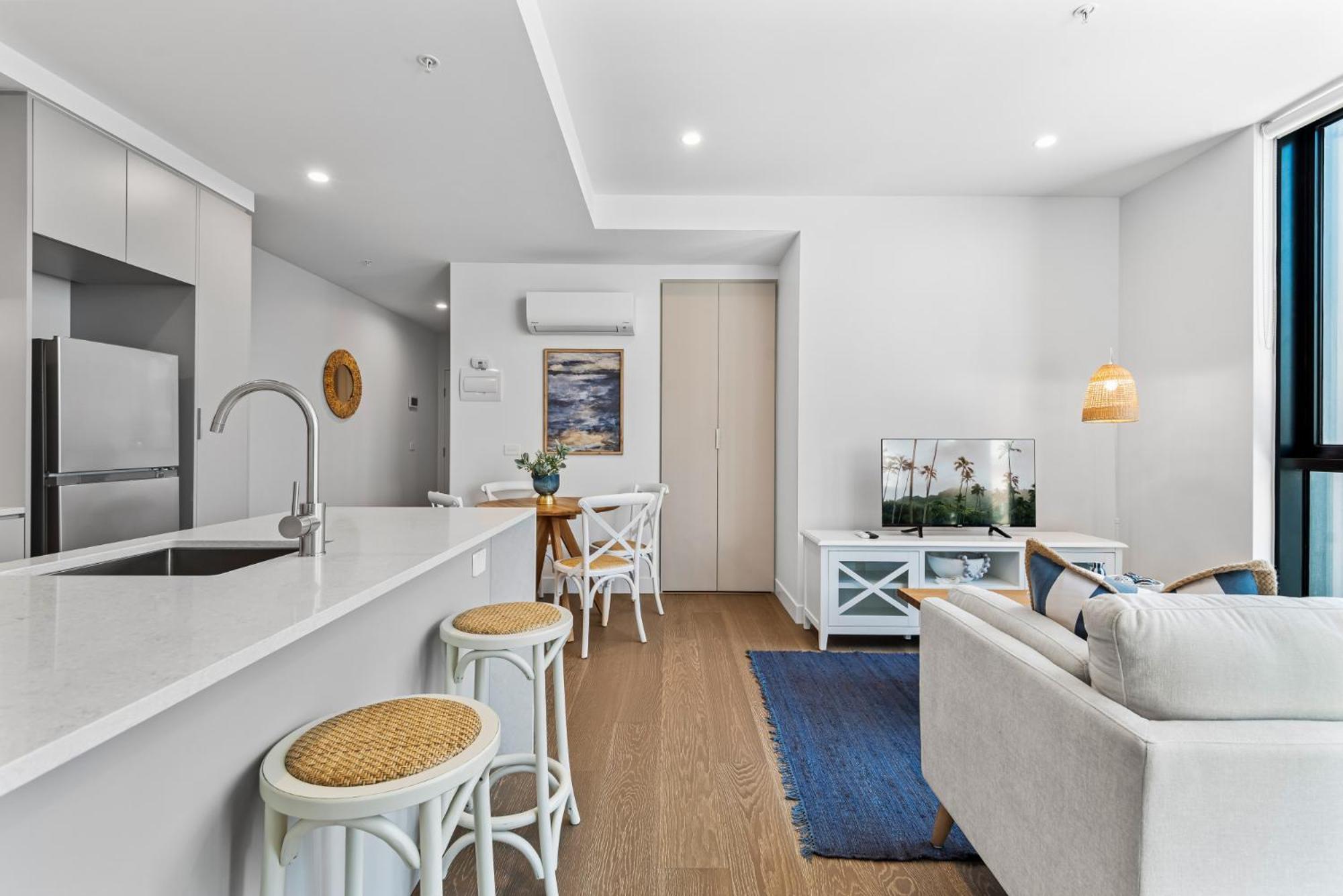 Elegant 1-bed By Shops With Rooftop Swimming Pool Apartment