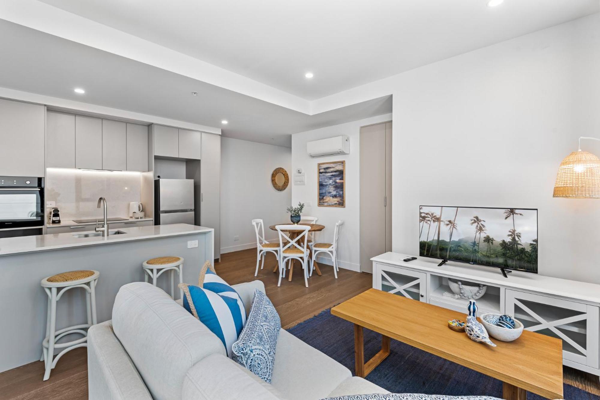 Apartment Elegant 1-bed By Shops With Rooftop Swimming Pool *