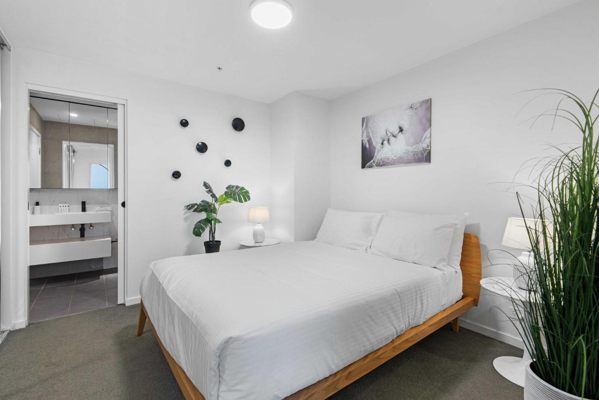 Sleek 1-bed Near Alfred Park Apartment Melbourne