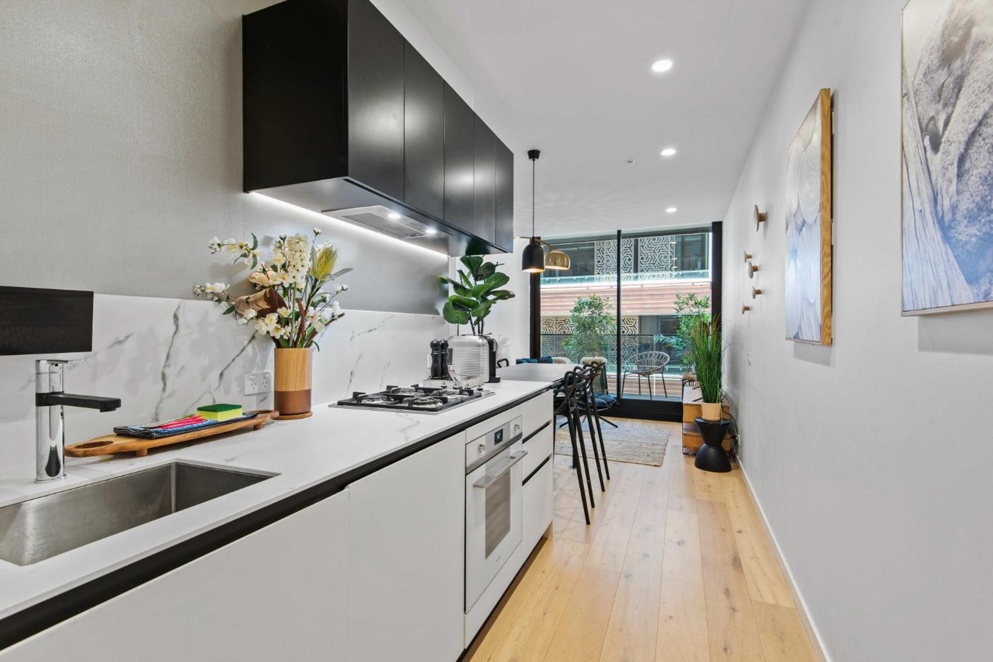 Sleek 1-bed Near Alfred Park Apartment *