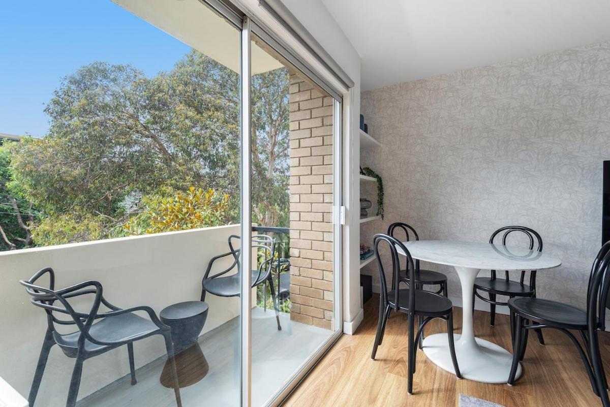 Newly Renovated South Yarra 2br With Parking